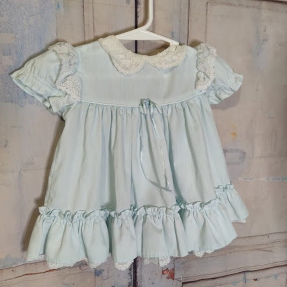 Vintage 2 Pc Bundle Baby Girl Dresses Floral Embroidery Bows Lace Ruffles - Picture 3 of 13
